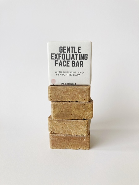 Gentle Exfoliating Face Bar with Hibiscus & Bentonite Clay